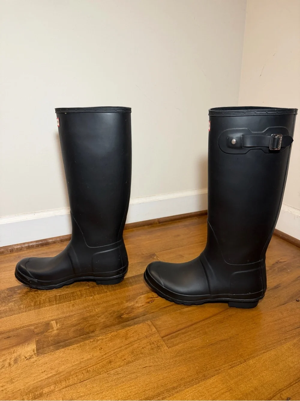 Hunter Women’s Original Matte Tall Rain Boots — Black